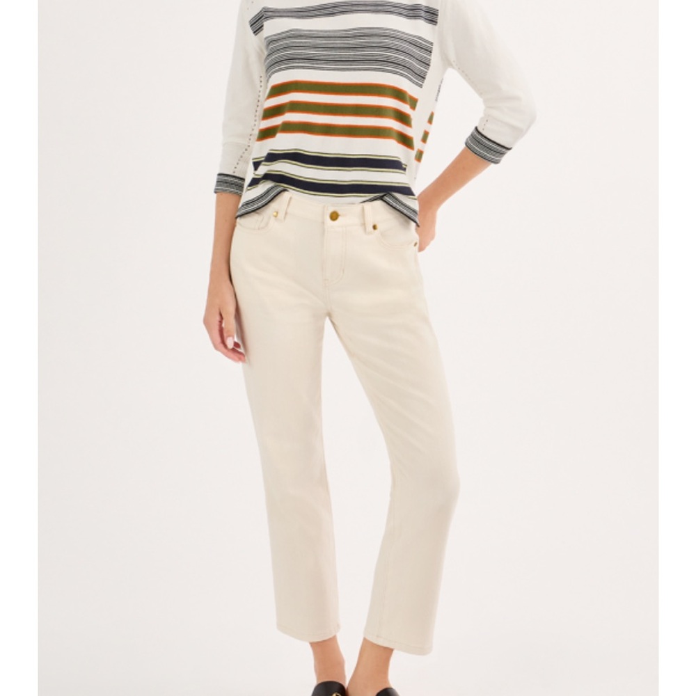 CAbi Cream Ankle Cropped SOHO Jeans Timeless Style